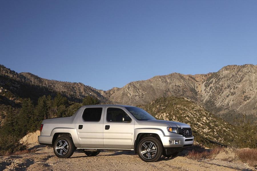  Honda Ridgeline Sport 2012 года  (фото 44 из 87)